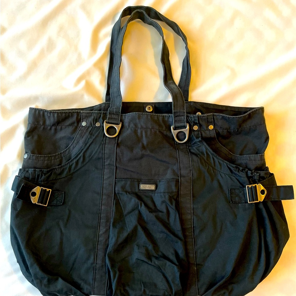 Oakley Multi-Pocket Tote Bag